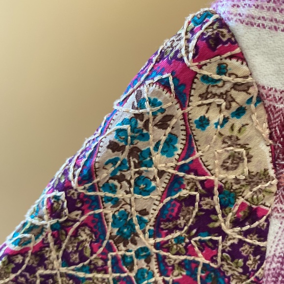 Boho Anthropologie Holding Horses Plaid embroidered sleeve flannel size L - Picture 3 of 4